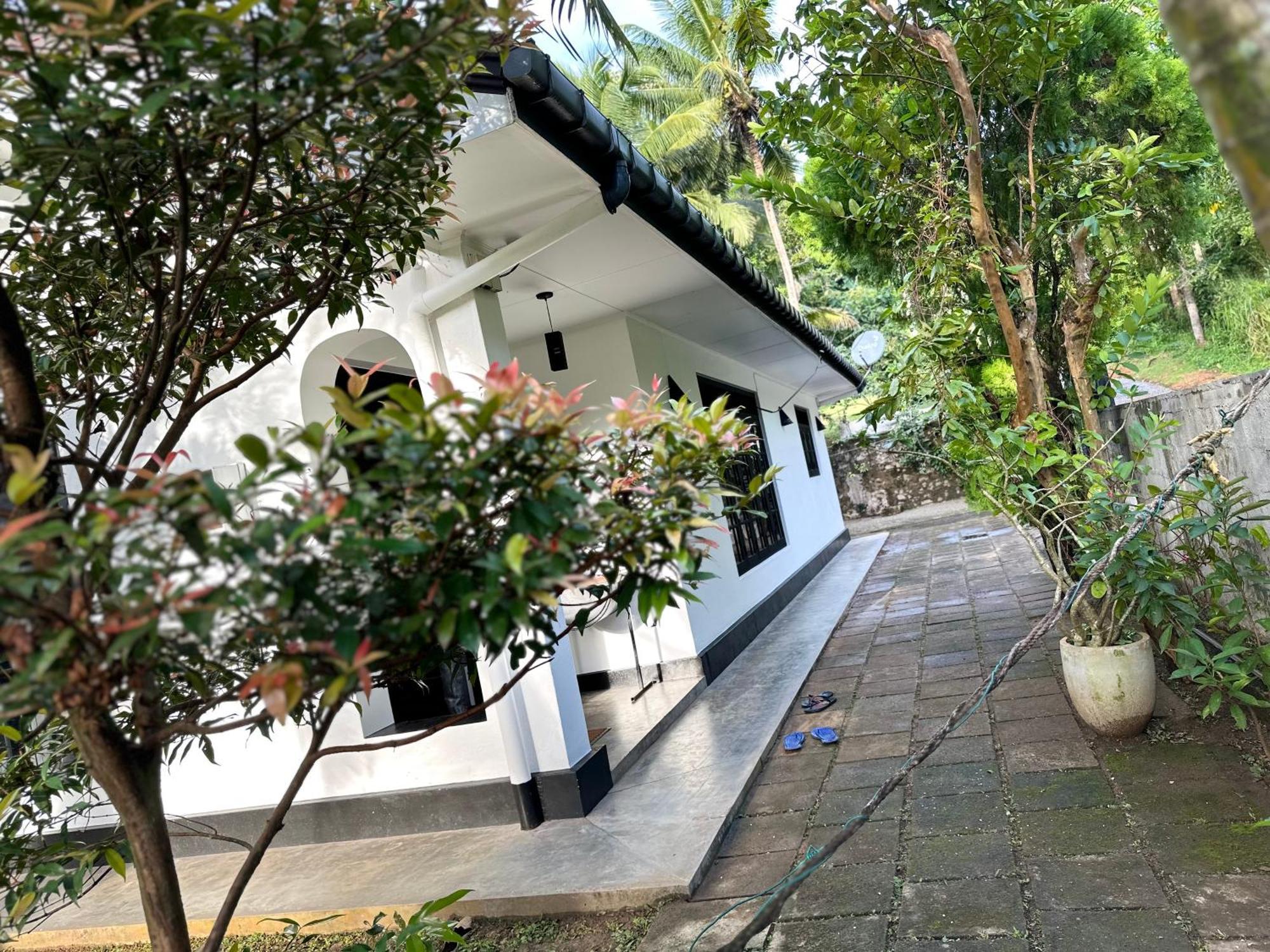 Wija House - Unawatuna Exterior photo
